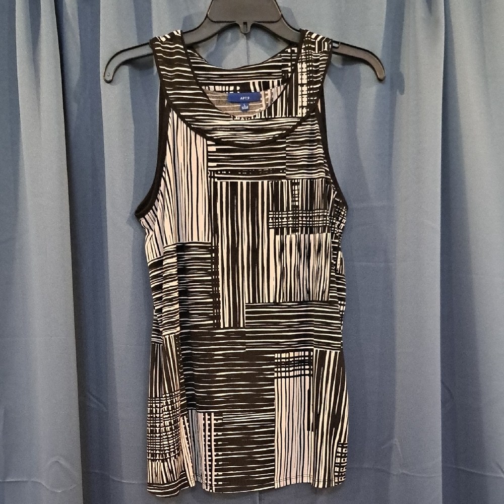 Apt. 9 Black and White Graphic Sleeveless Tank Top